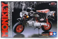 16032 | Tamiya 1/6 40th Anniversary Honda Monkey Motorcycle Plastic Model Kit