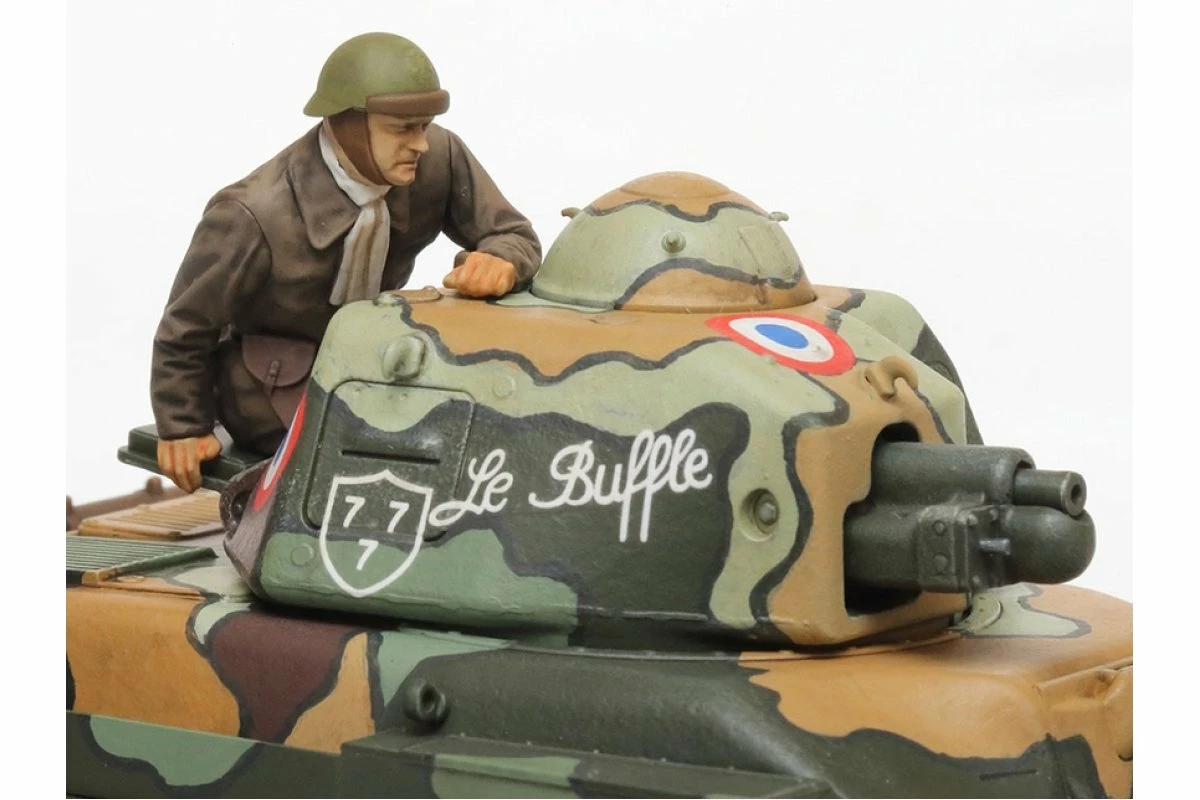 35373 | Tamiya 1/35 French Light R35 Tank Scaled Plastic Model Kit - Image 4