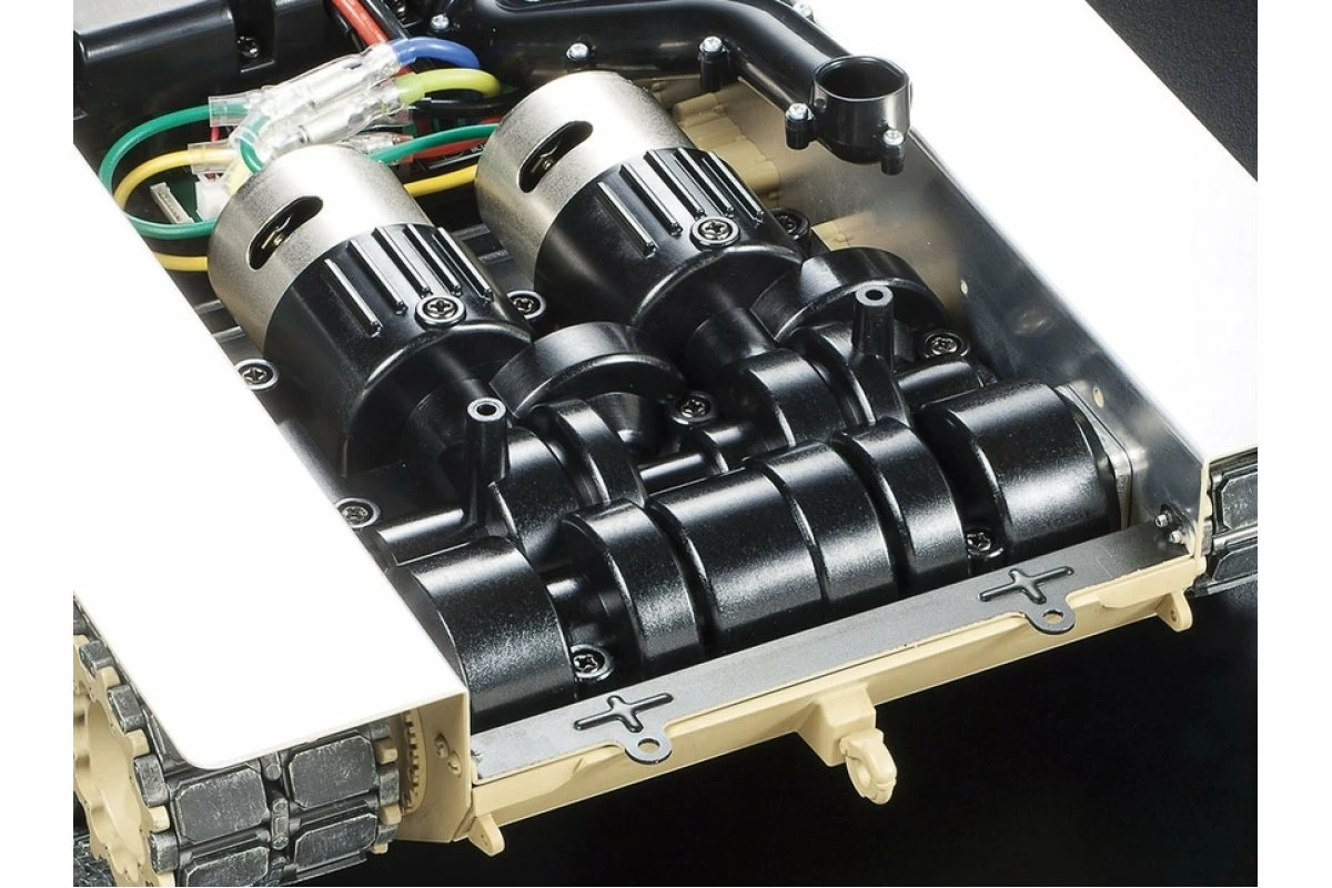 56041 | Tamiya 1/16 US M1A2 Abrams Scaled RC Tank Kit W/ Fully Optioned - Image 13