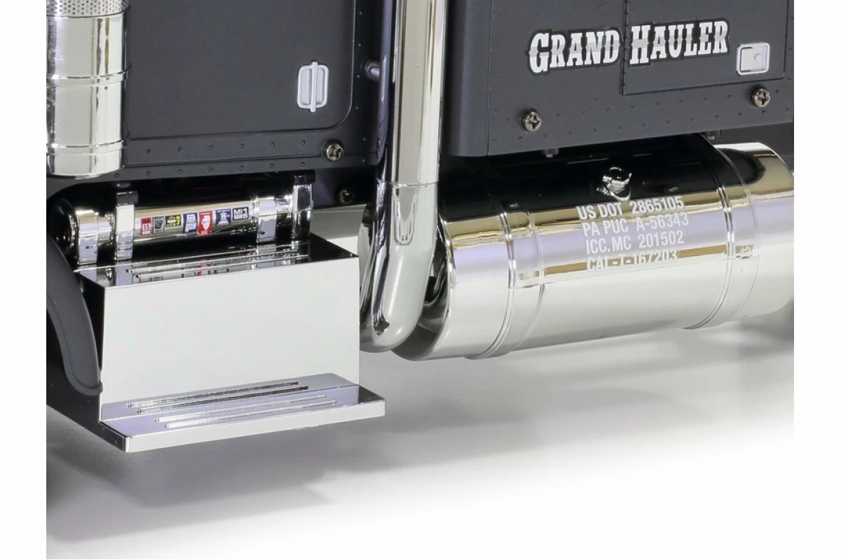 56356 | Tamiya 1/14 Grand Hauler Scaled Tractor Truck Kit - Black - Image 6