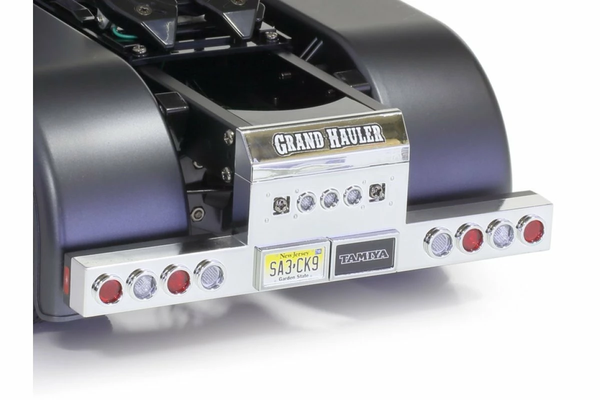 56356 | Tamiya 1/14 Grand Hauler Scaled Tractor Truck Kit - Black - Image 9