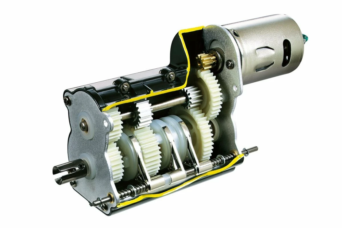 56364 | Tamiya 1/14 Scania R470 Highline Scaled Tractor Truck Kit - Silver Edition - Image 4