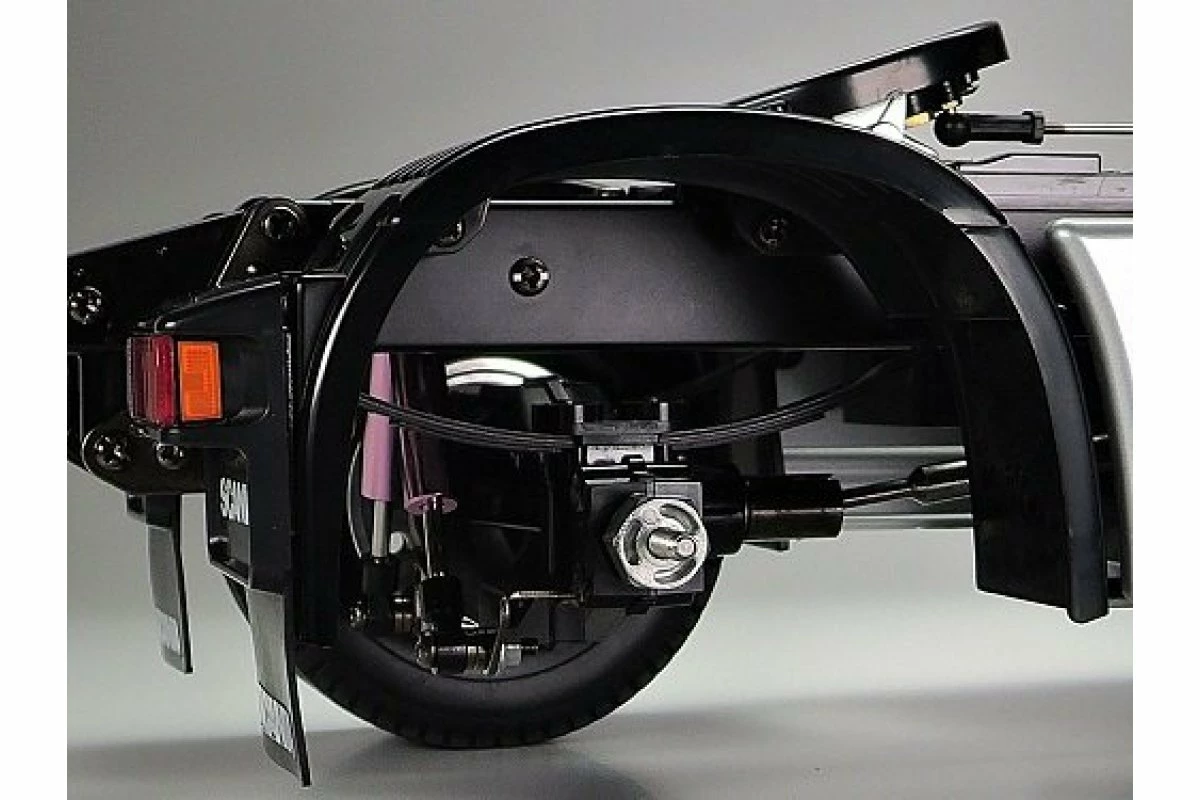 56364 | Tamiya 1/14 Scania R470 Highline Scaled Tractor Truck Kit - Silver Edition - Image 14