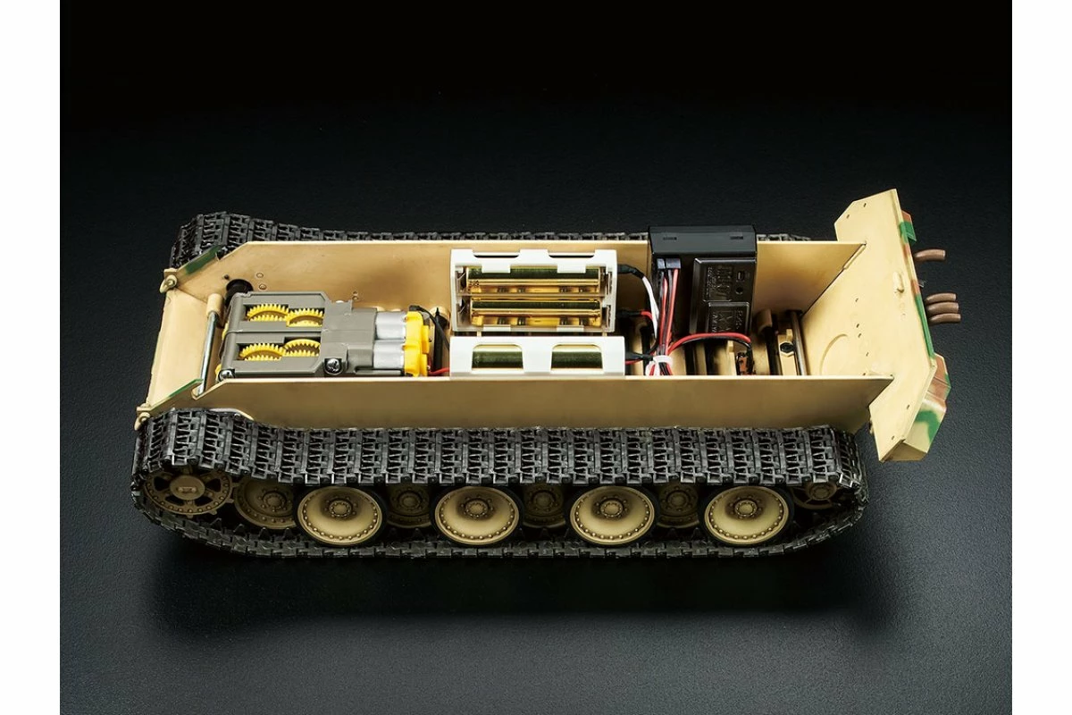 56605 | Tamiya 1/25 German Panther Ausf.A Scaled RC Tank Kit W/ Controller - Image 7