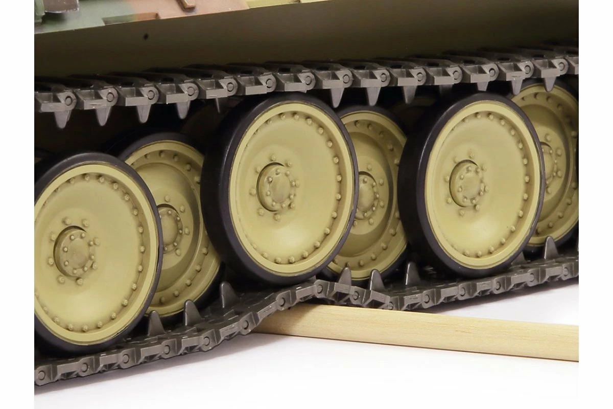 56605 | Tamiya 1/25 German Panther Ausf.A Scaled RC Tank Kit W/ Controller - Image 8