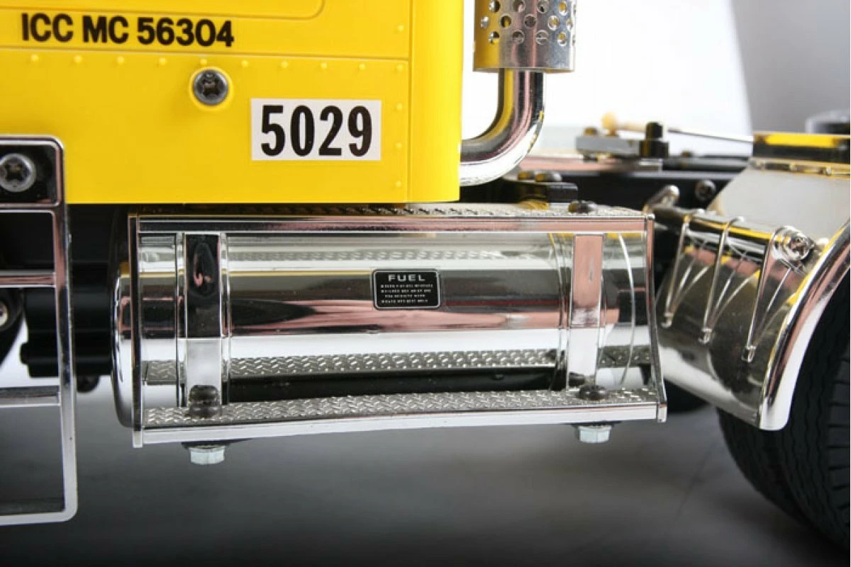 56304 | Tamiya 1/14 Globe Liner Scaled Truck Kit - Image 8